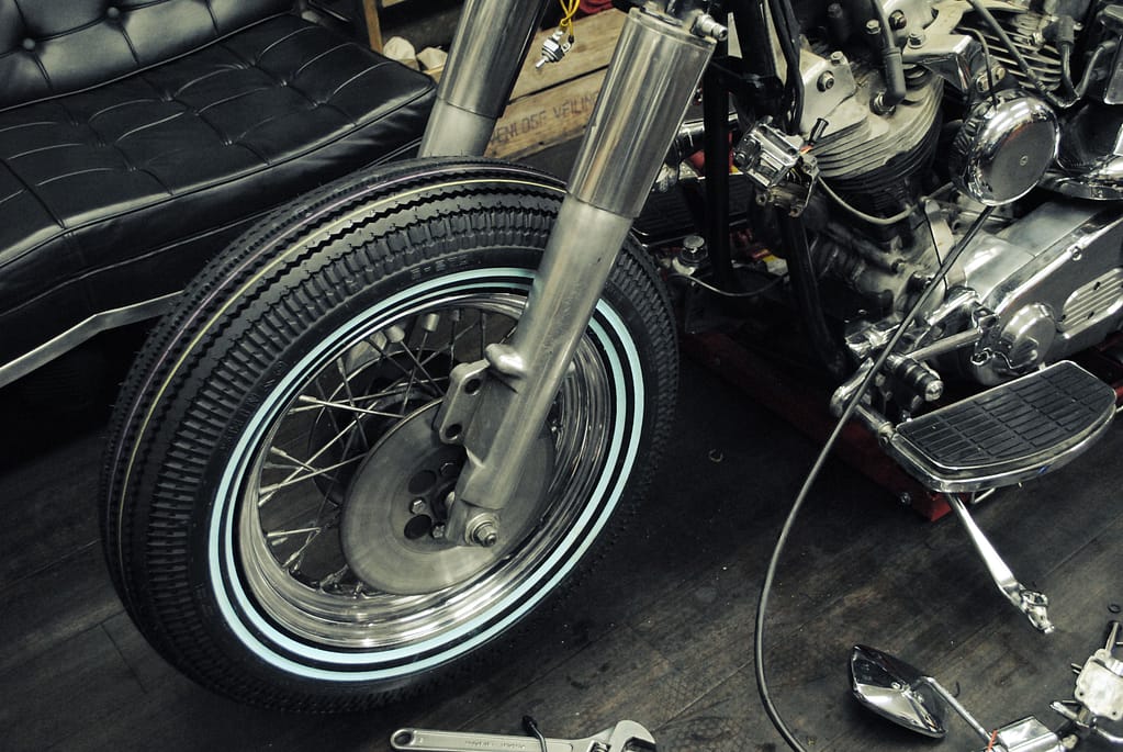 5- Shinko Super Eagle tire white wall