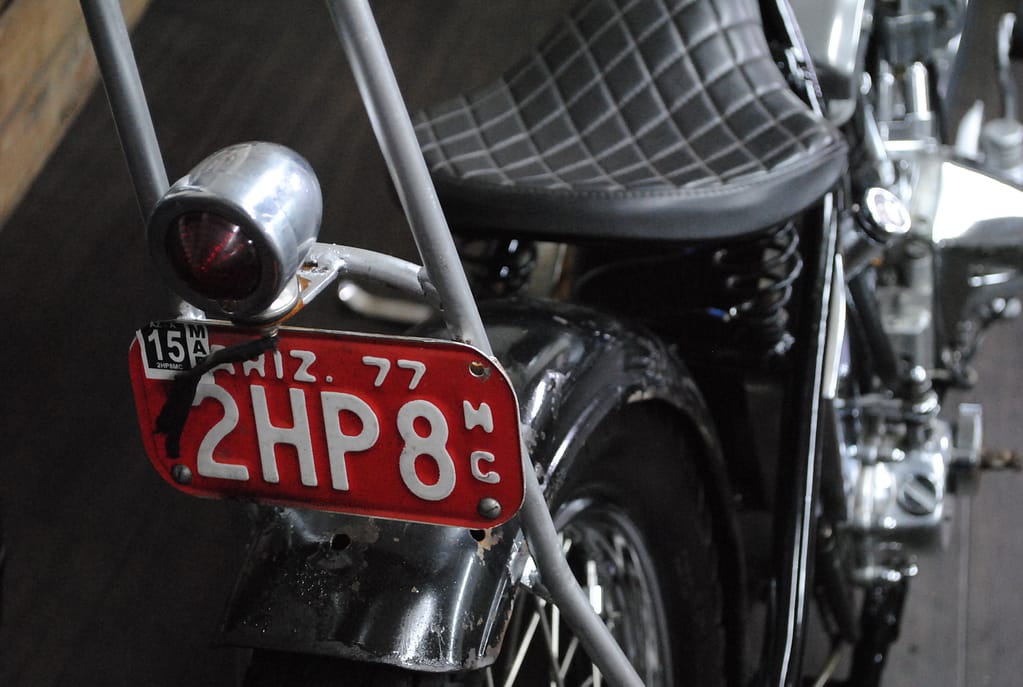 1977 FLH
