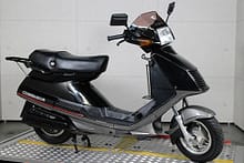 YAMAHA  CZ150R
