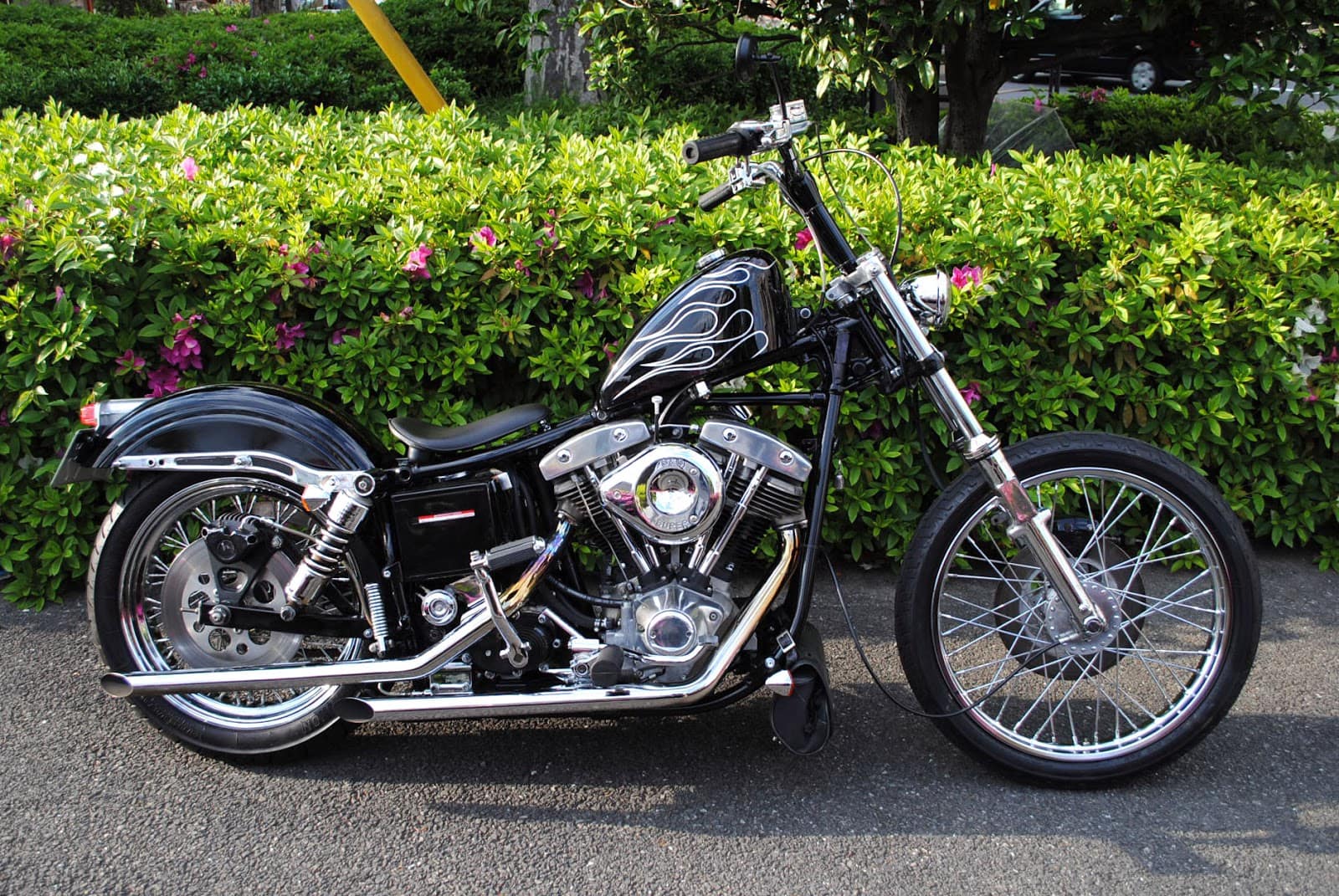 swing arm shovel